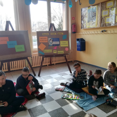 zaj_bibloteczne19_05