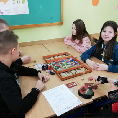 tydz_mat22_09