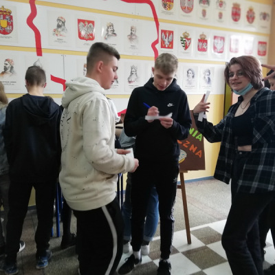 tydz_mat22_49