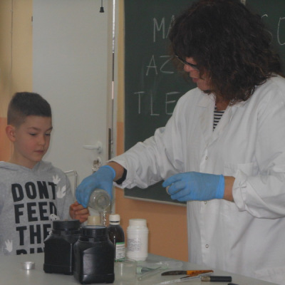 chemia18_13
